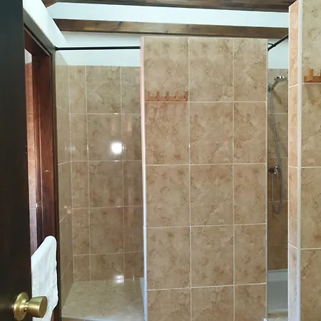 Cabraberry 3* Cabra de Mora